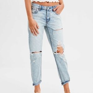 AE Tomgirl Jean in Light Vintage